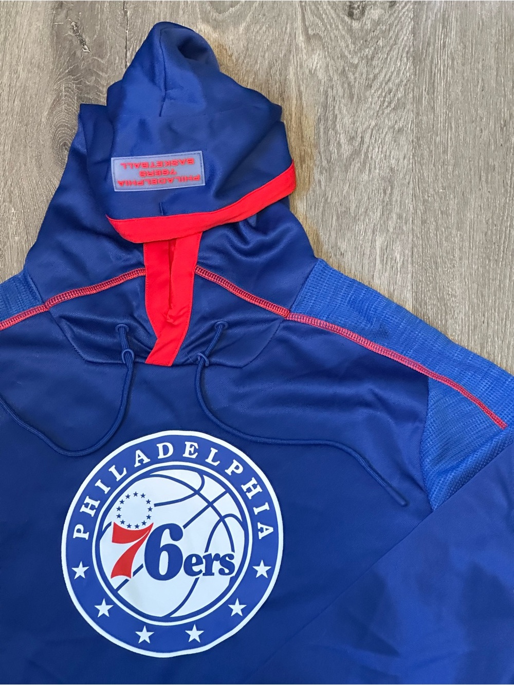 Fanatics | Philadelphia 76ers Hoodie | Size Small - NWT!